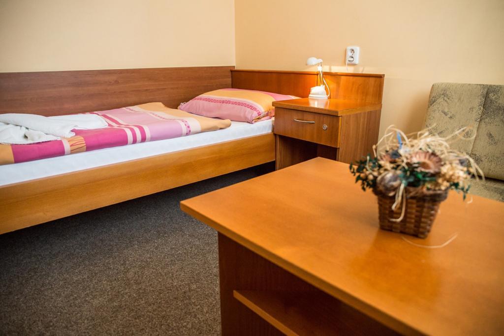 Hotel Na Jizni เจรรอฟ ห้อง รูปภาพ